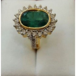 Emerald (Panna) Ring with Diamond and Gold